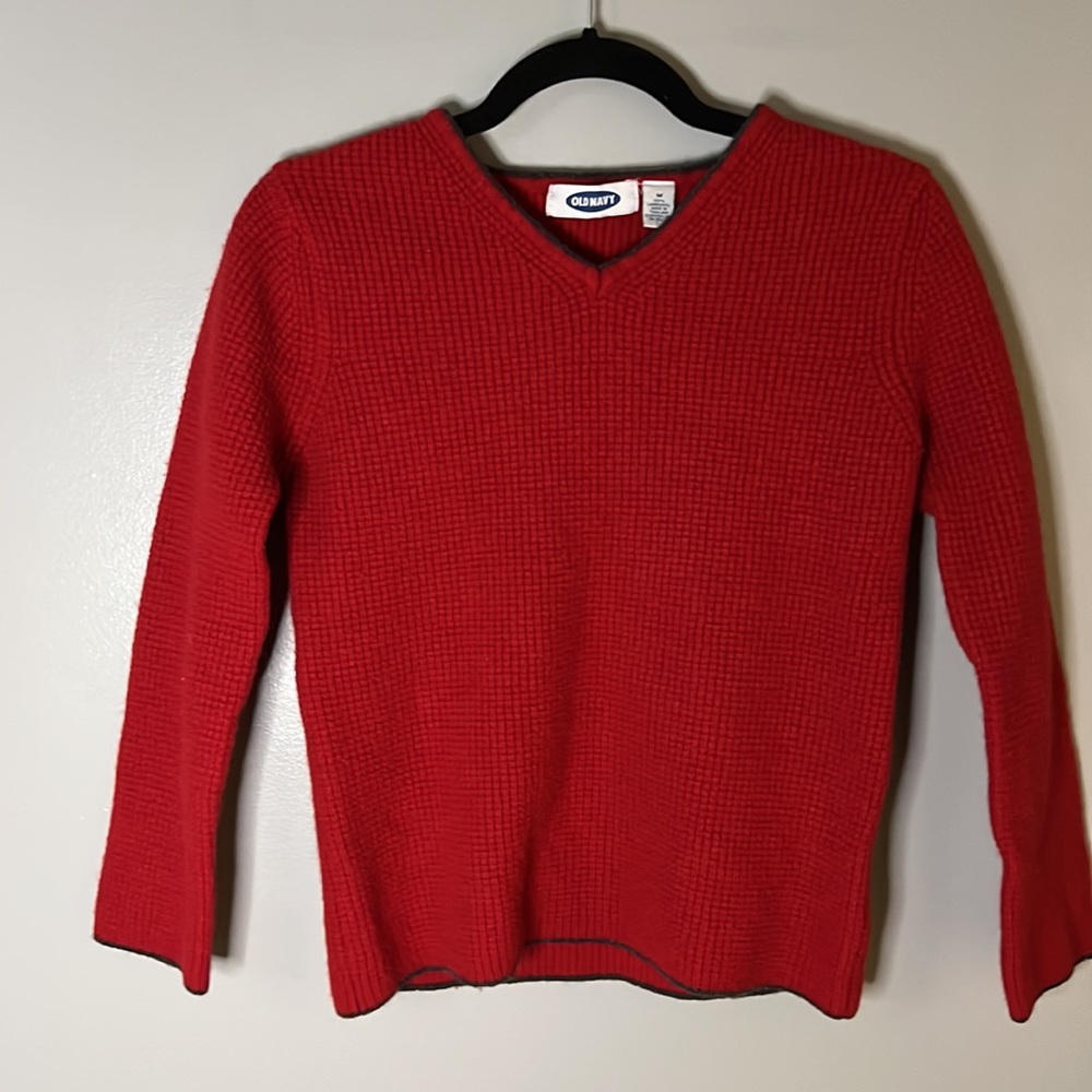 Old Navy sweater